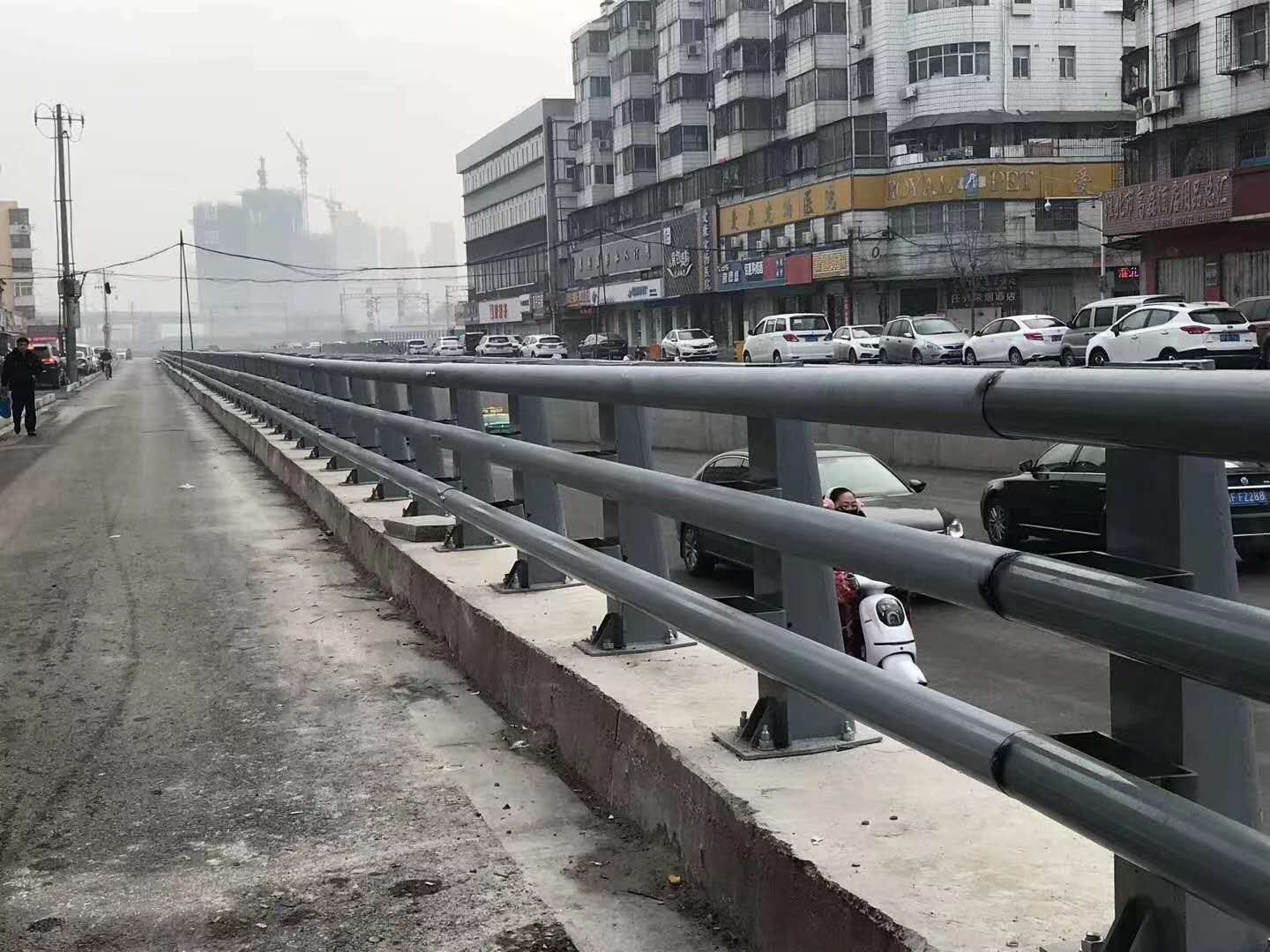 不锈钢桥梁护栏的使用特点